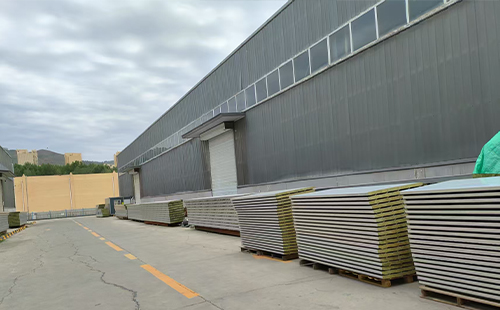 共和彩钢夹芯板