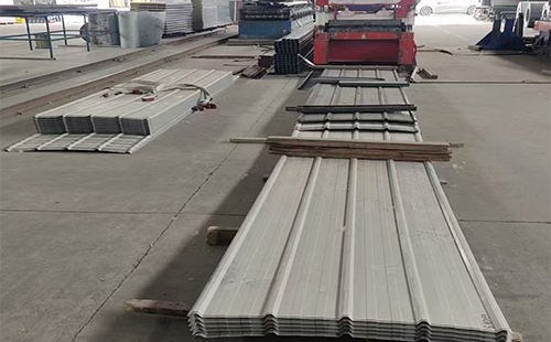 共和彩钢岩棉板多少钱一平米？今日价格组成全解析