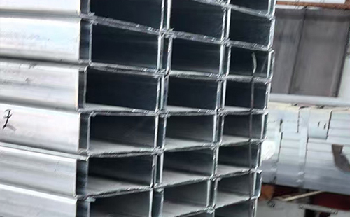 共和C型钢选型与在轻共和钢结构中的应用解析