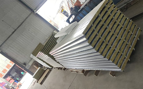 厂房改造选共和彩钢岩棉夹芯板：防火厚度怎么挑